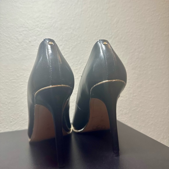 BCBGENERATION | Harleigh Pumps in Black Leather, size 39/9US - Picture 8 of 15